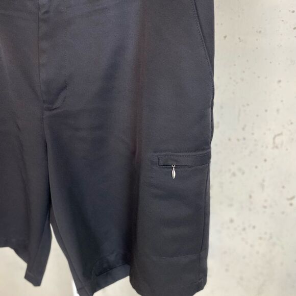 IZOD The Swing Golf Shorts - Picture 6 of 9